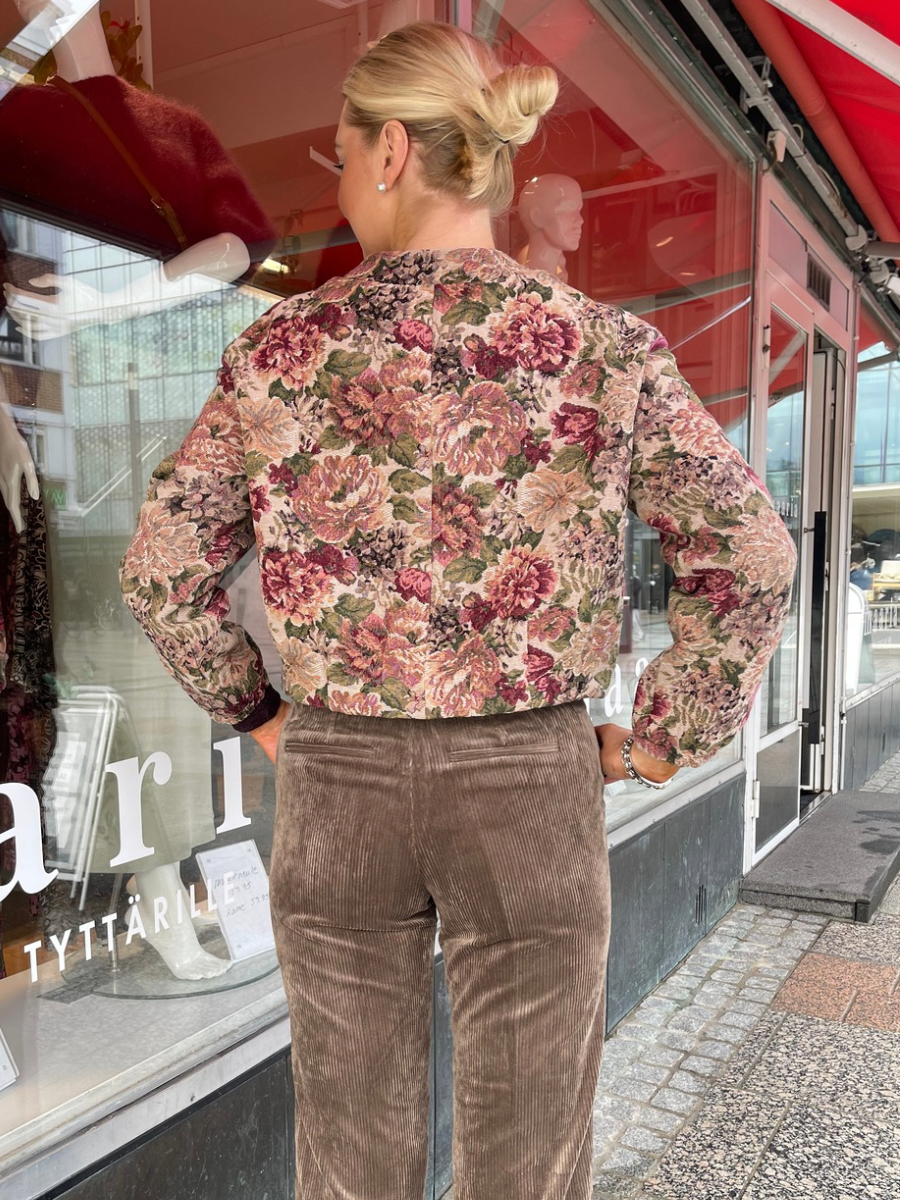 Petuja jakkutakki, vintage roses
