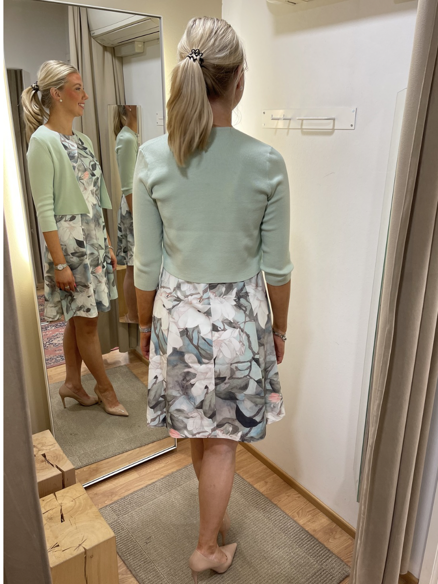 STI Mimmi neuletakki, eri värejä