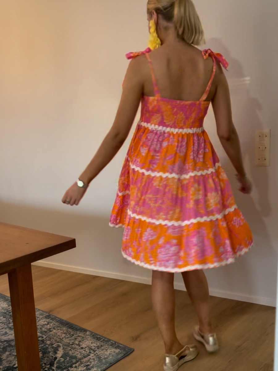 Orientique x Escape Layla lyhyt mekko, oranssi