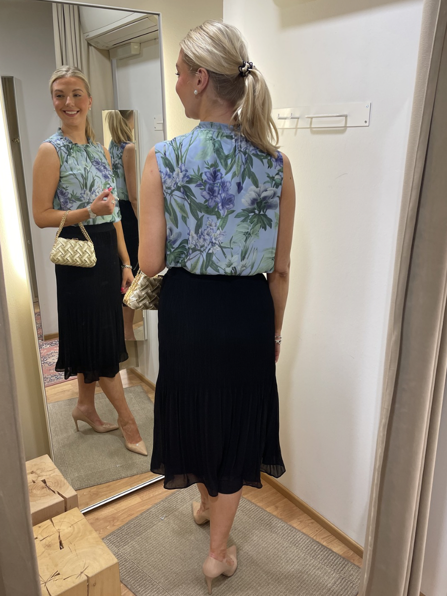 STI Hertta pliseehame, 4 väriä