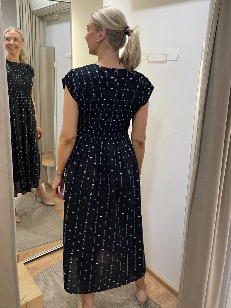 SL Amelie mekko, musta