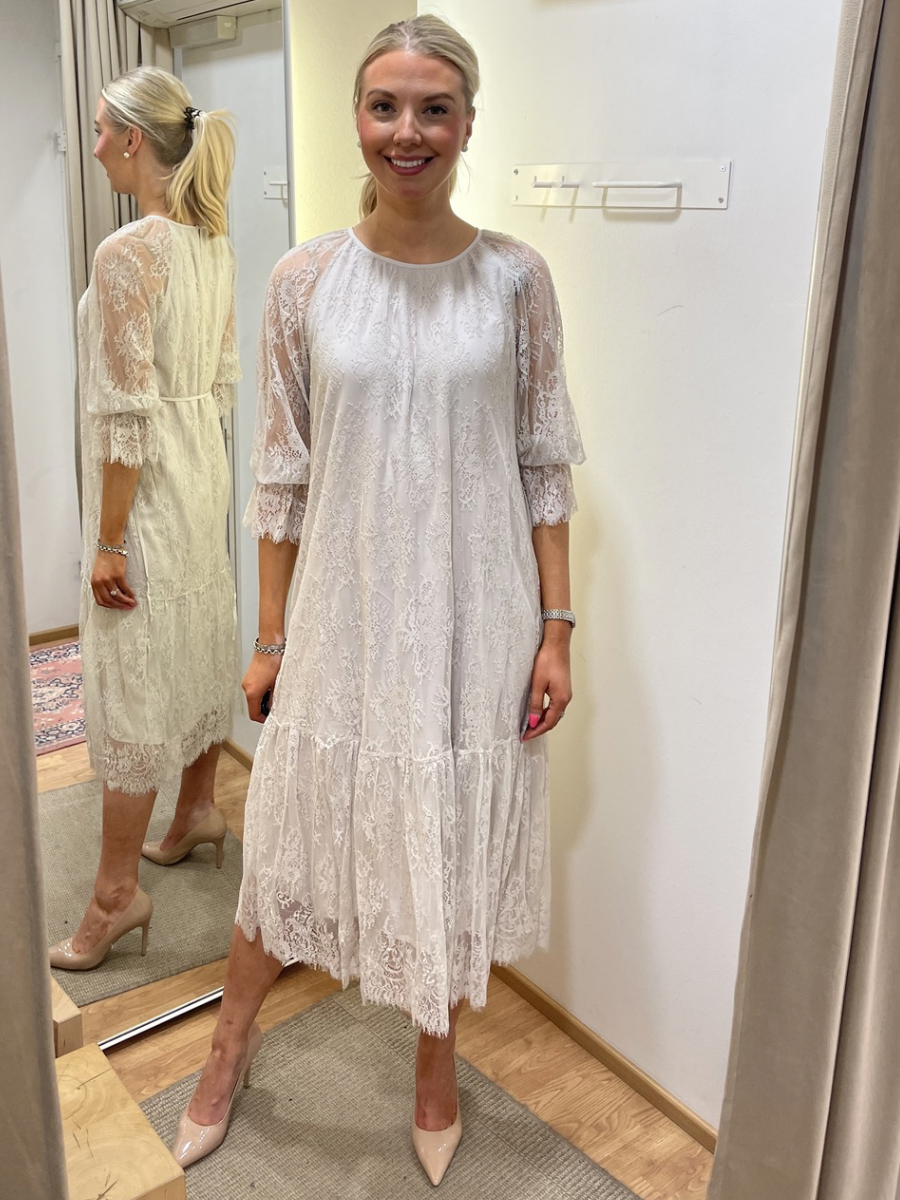 Kaffe Amelie Lace pitsimekko, Moonbeam