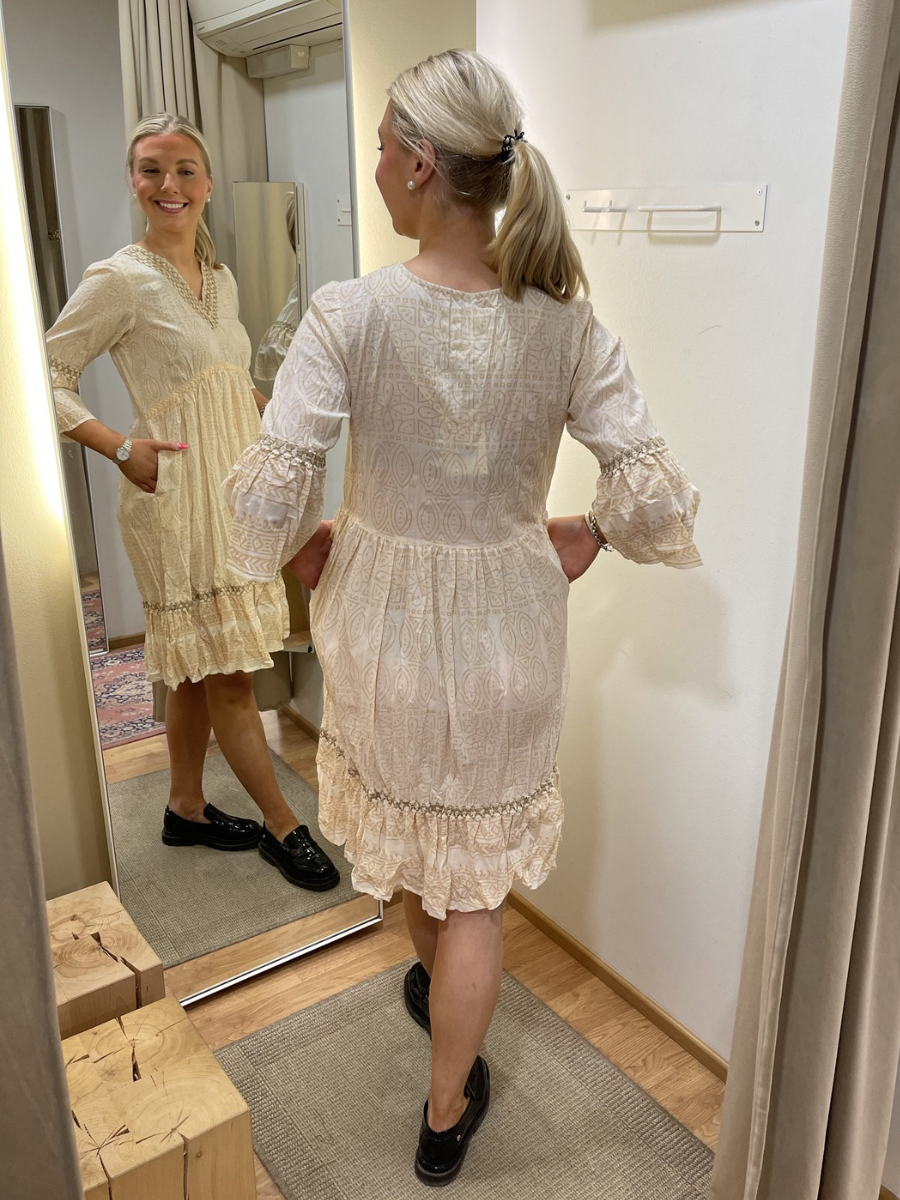 Orientique x Escape, Veronica Dress V Frill Sleeve 91247