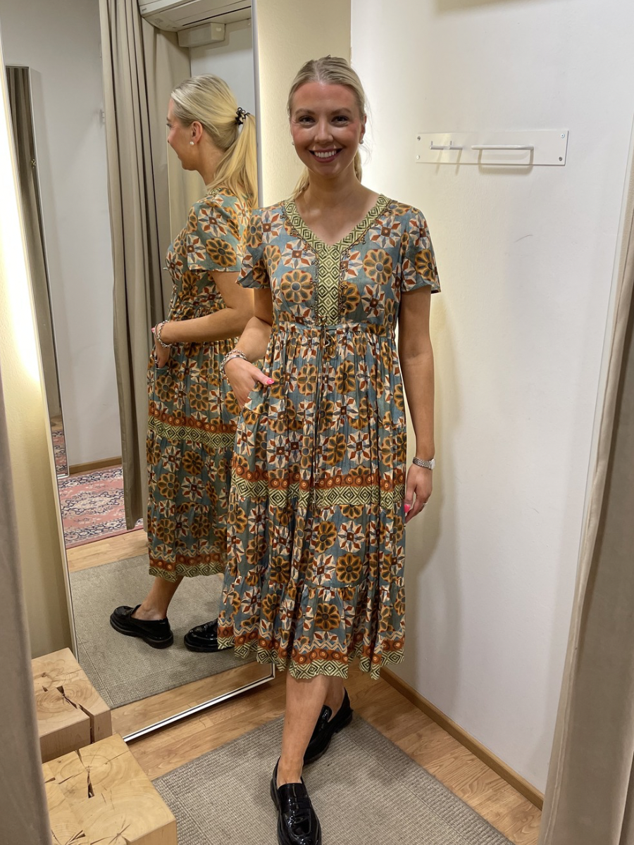 Orientique x Escape mekko Vera 40159