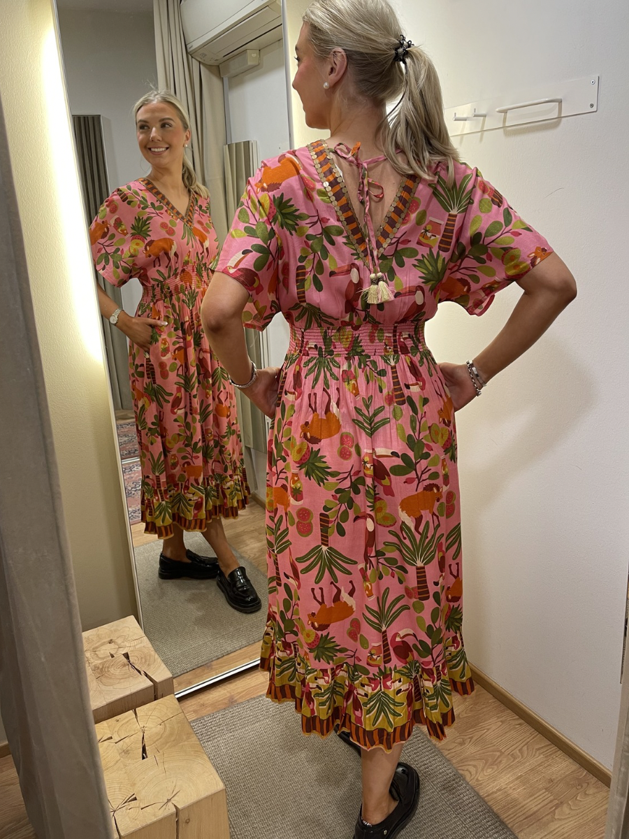 Orientique x Escape Chaira Shirred Waist mekko 40153