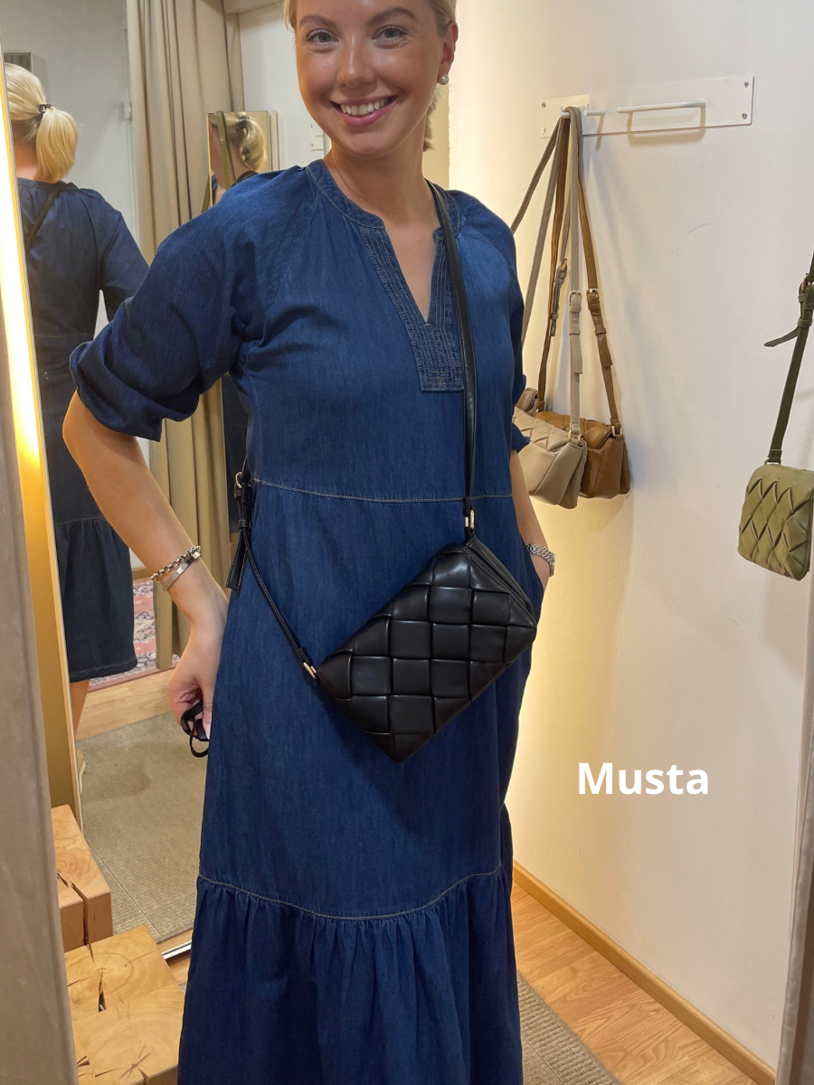 Alma laukku, eri värejä