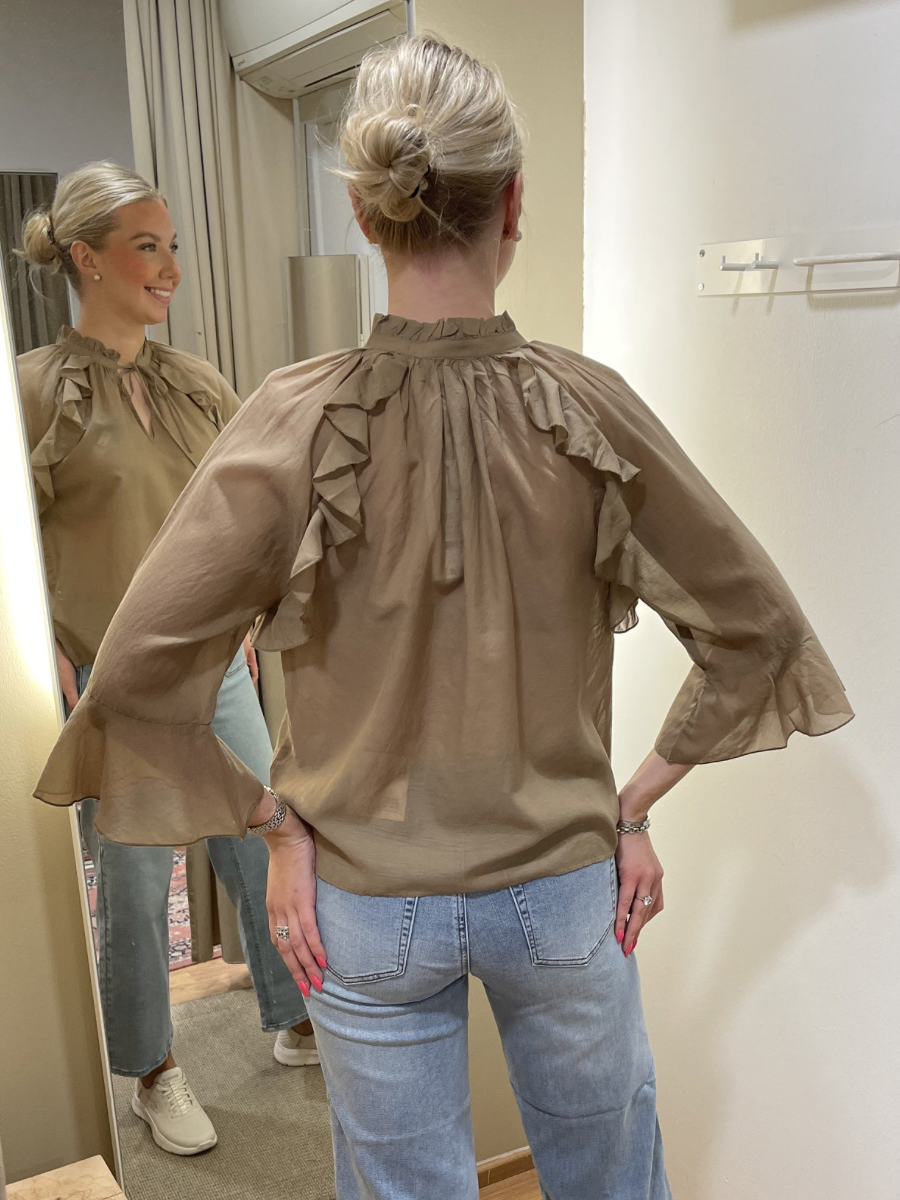 Kaffe Flora pusero, eri värejä