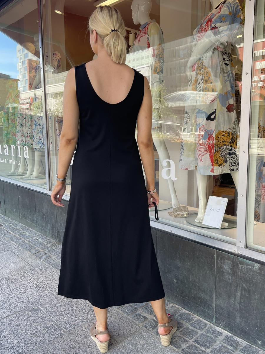 Eleria Cortes pitkä mekko, musta ja taupe 125641