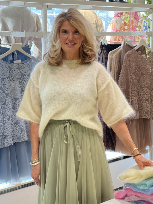 Huntu mohairneule, eri värejä