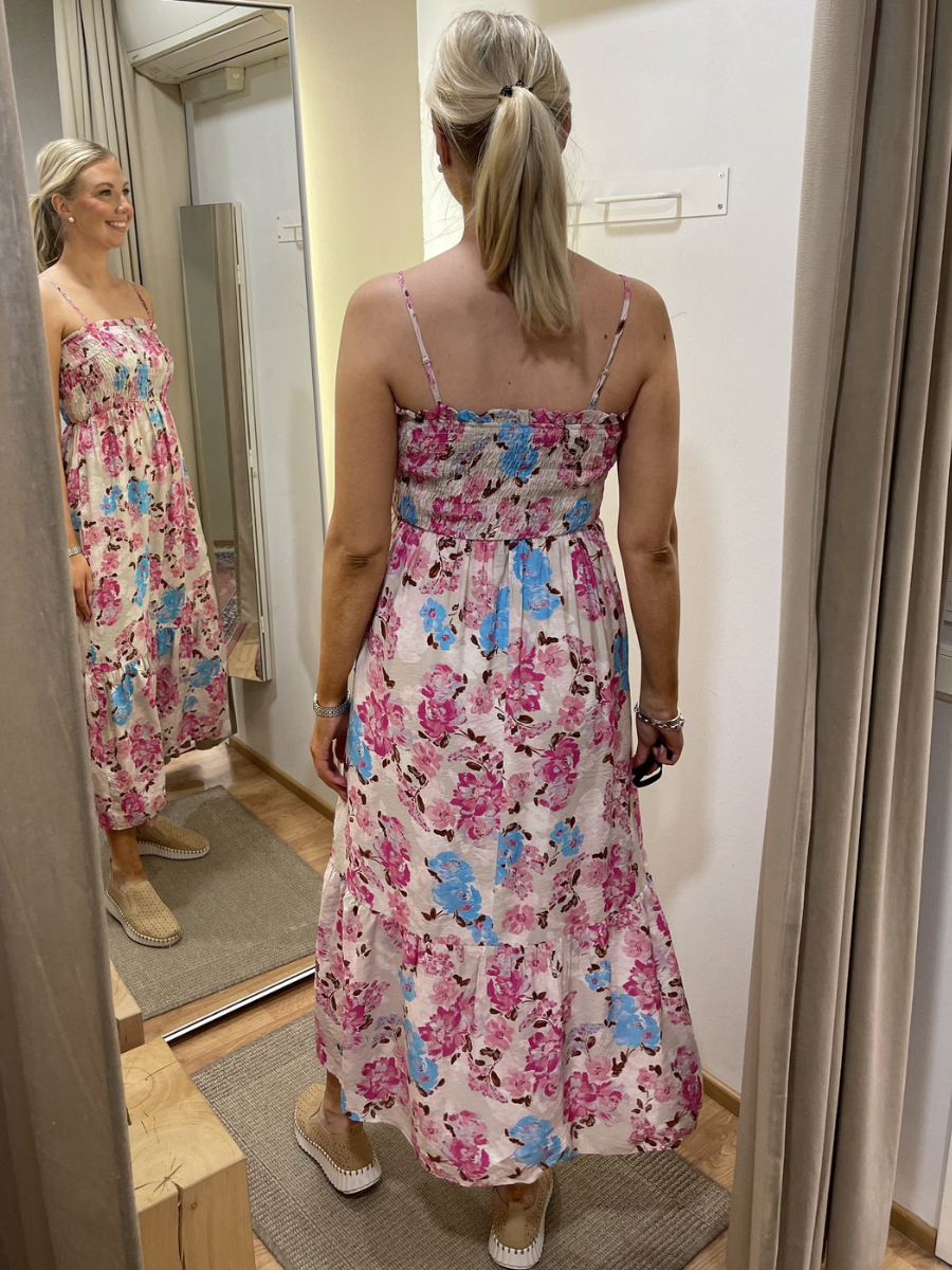 KA Haisley mekko