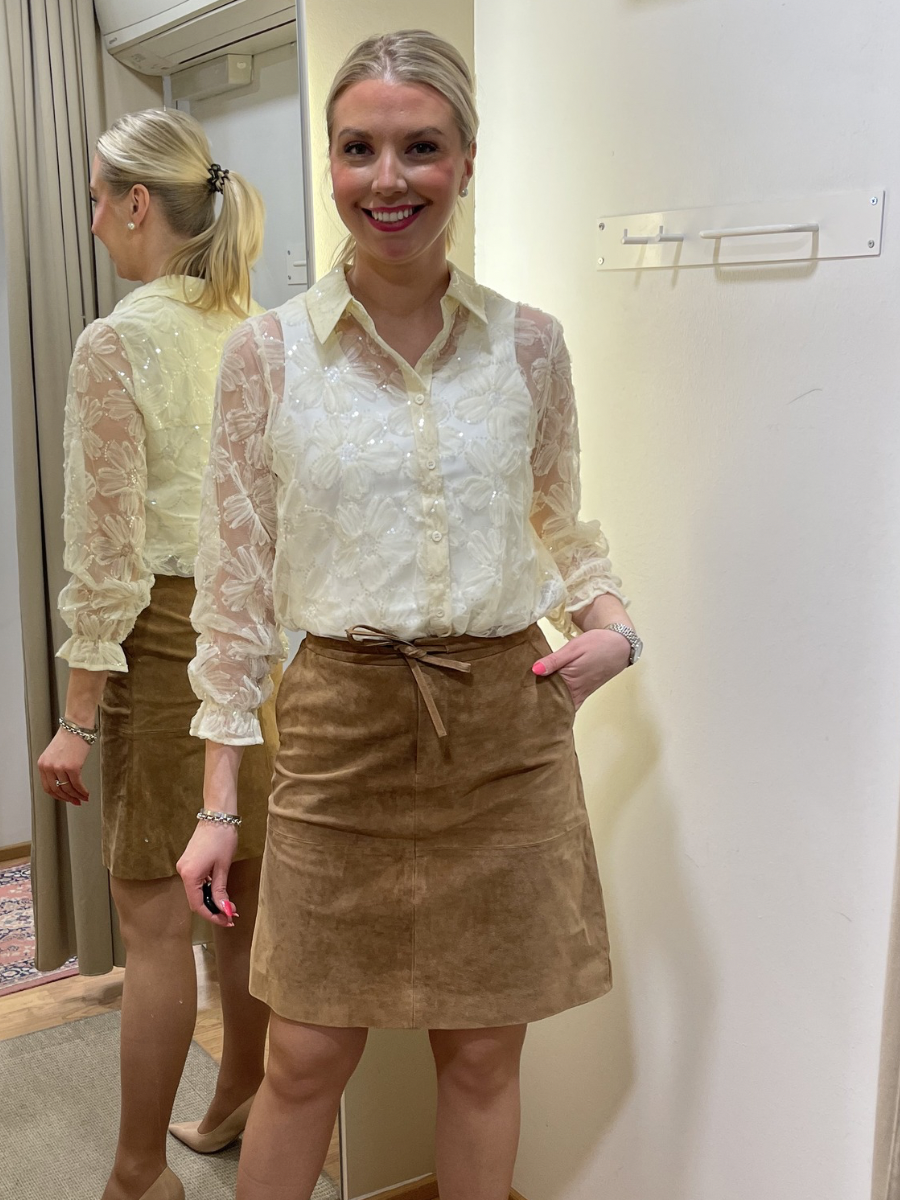 CU Mera pusero, Lemon