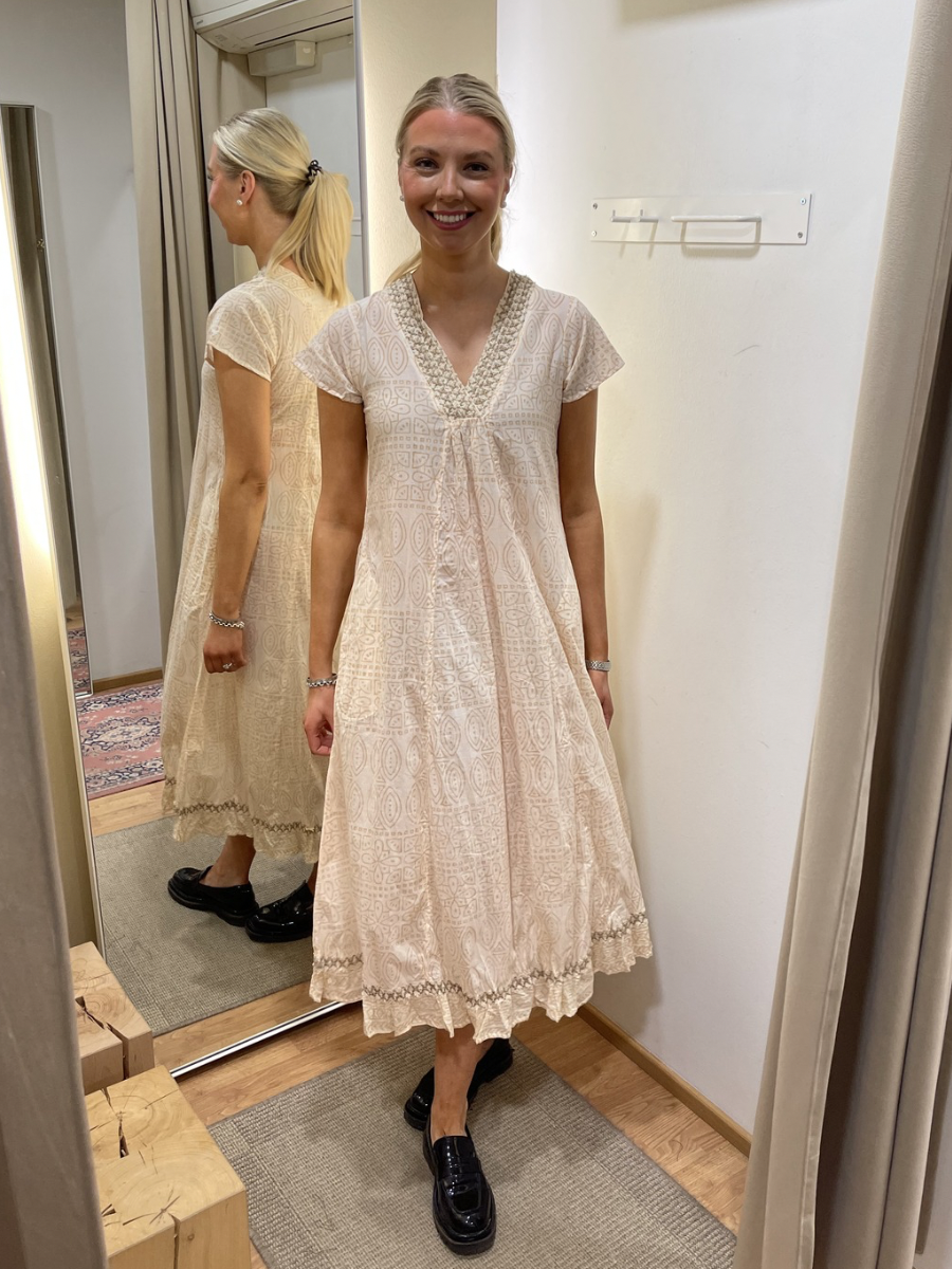 Orientique x Escape, Veronica Dress V Cap Sleeve 91248