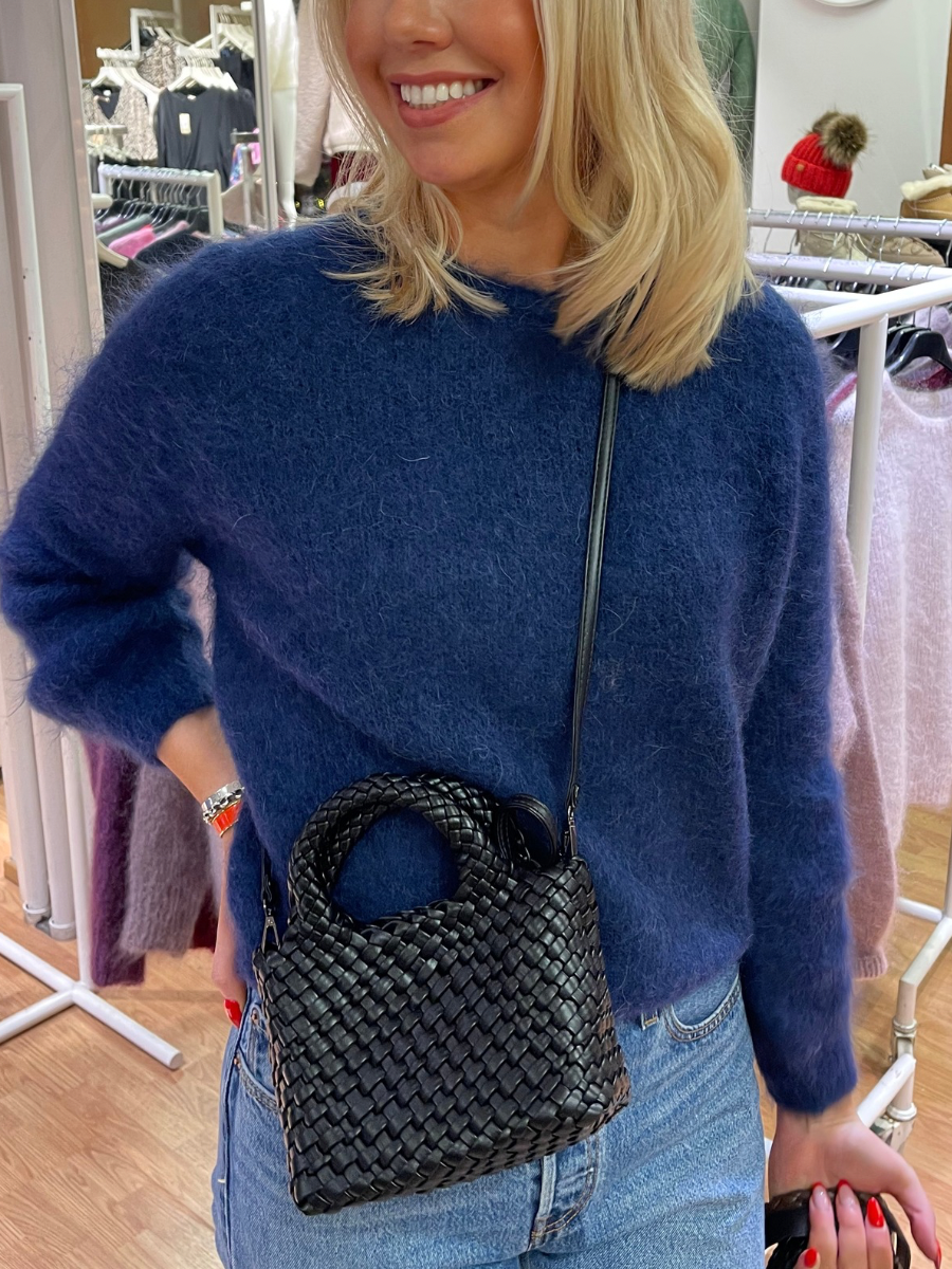 Aura laukku, eri värejä