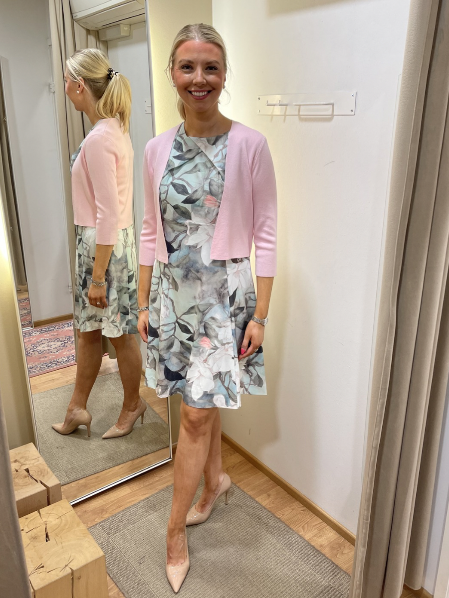 STI Mimmi neuletakki, eri värejä