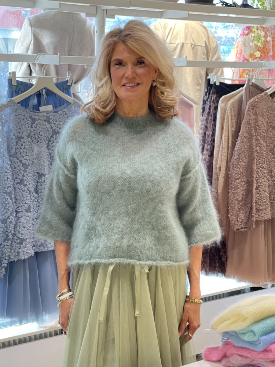 Huntu mohairneule, eri värejä