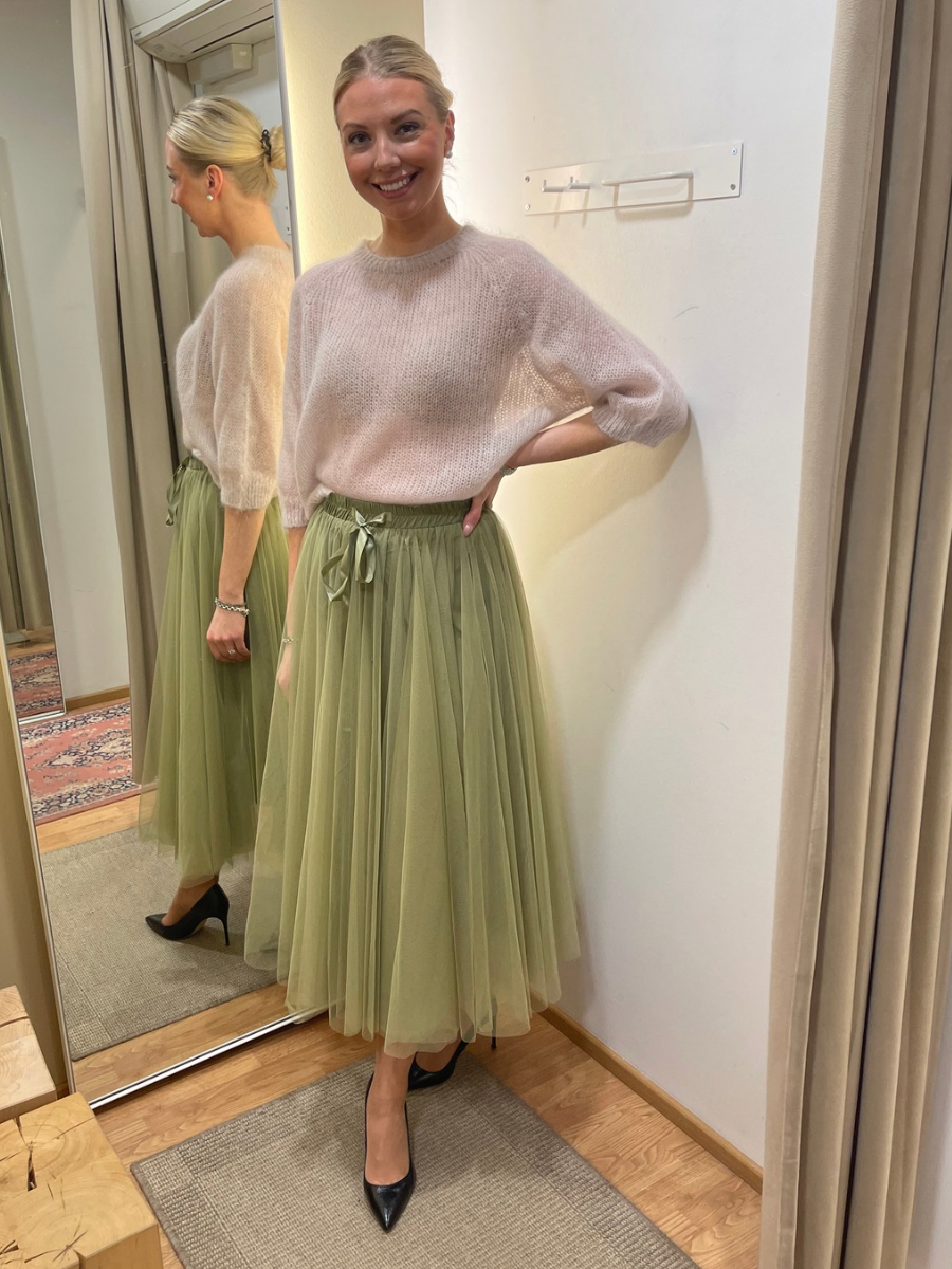 Tyllihame Taupe, vaaleanpunainen, vanha roosa, tummansininen, oliivinvihreä, vaaleansininen, nude ja musta