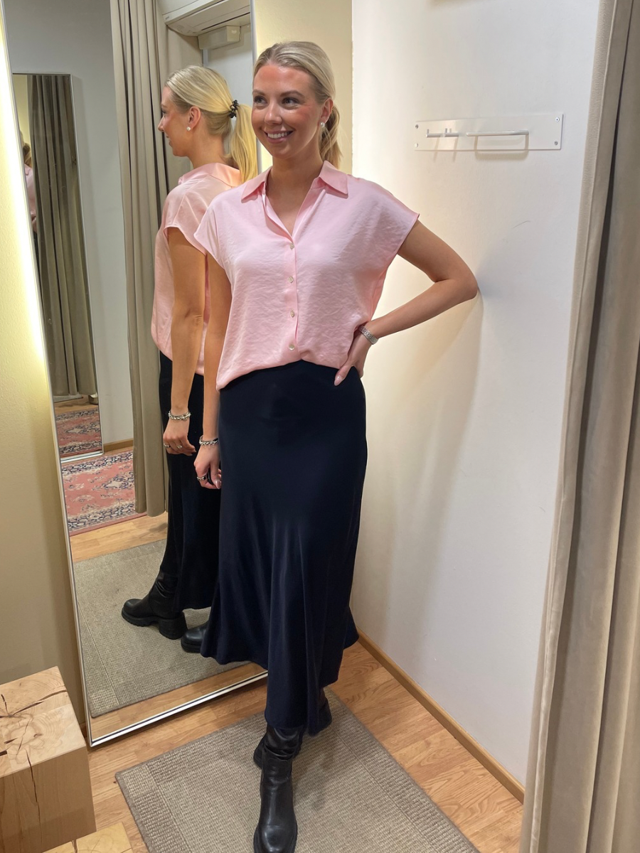 Silva satiinihame, vaaleansininen, oliivinvihreä, tummansininen ja musta