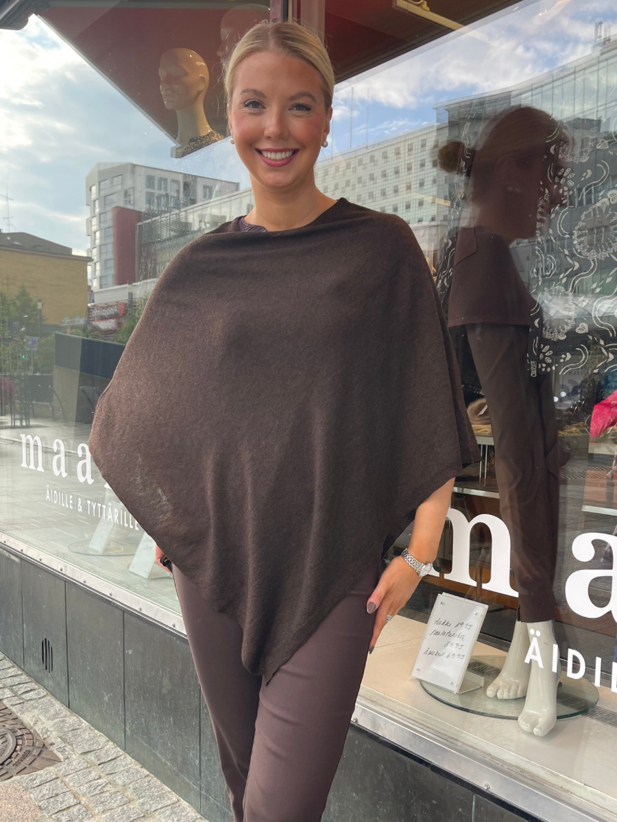 Juolas poncho, eri värejä