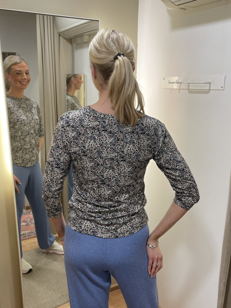 Jensen trikoopusero lounge, kaksi väriä