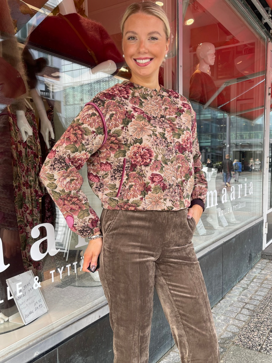 Petuja jakkutakki, vintage roses