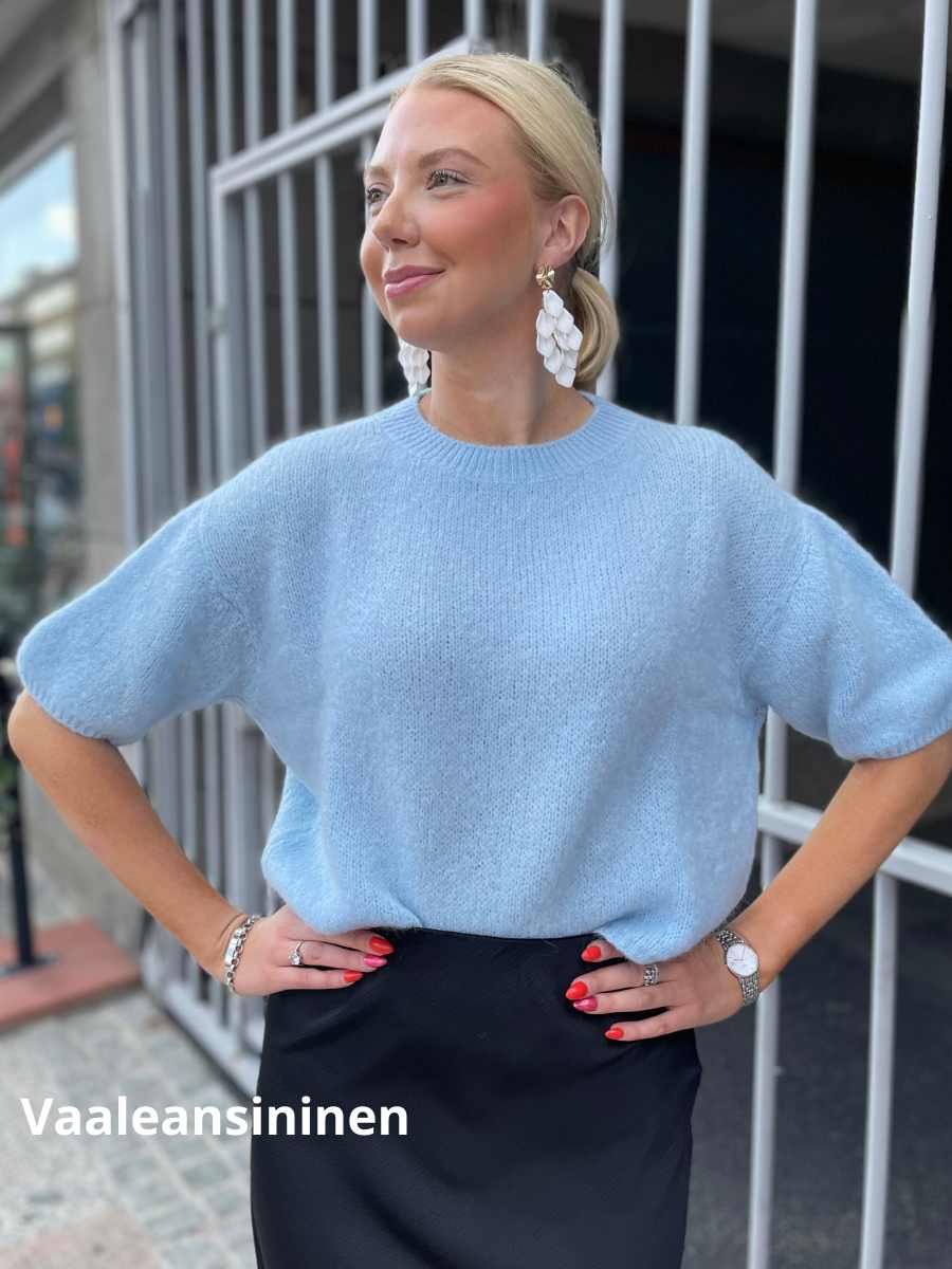 Bella neulepusero, eri värejä