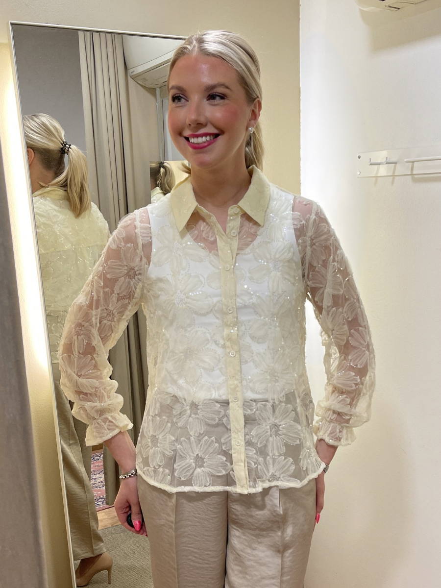 CU Mera pusero, Lemon