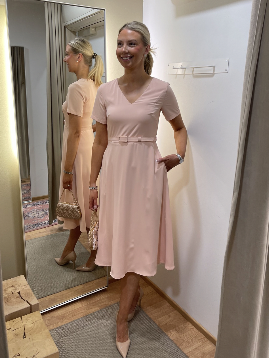 Eleria Cortes mekko 126661, vaaleanpunainen ja tummansininen