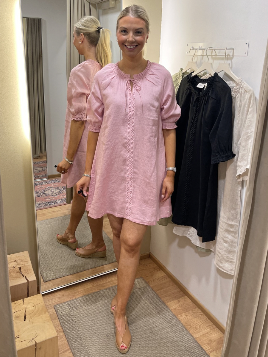 Cream Bellis Lace pellavamekko , eri värejä