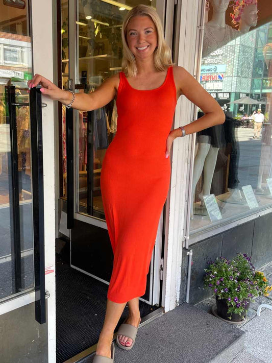 Kaffe Carmin trikoomekko, oranssi ja musta