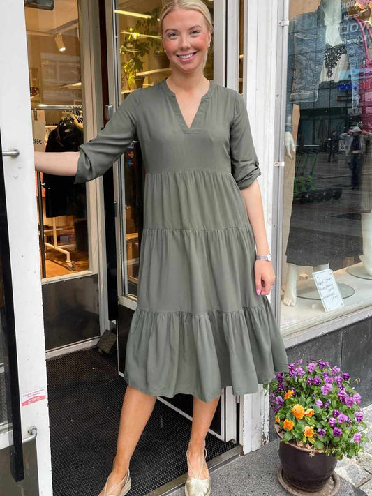 Röyhelöhelmainen viskoosimekko