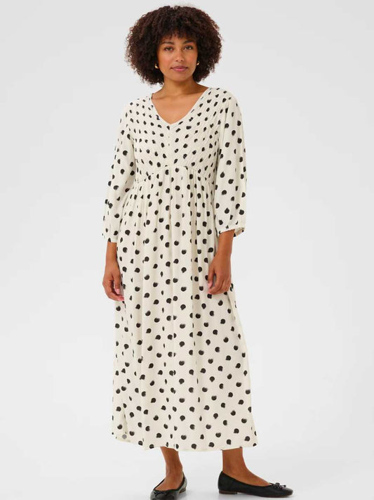 Cream Tiah mekko, eri kuoseja