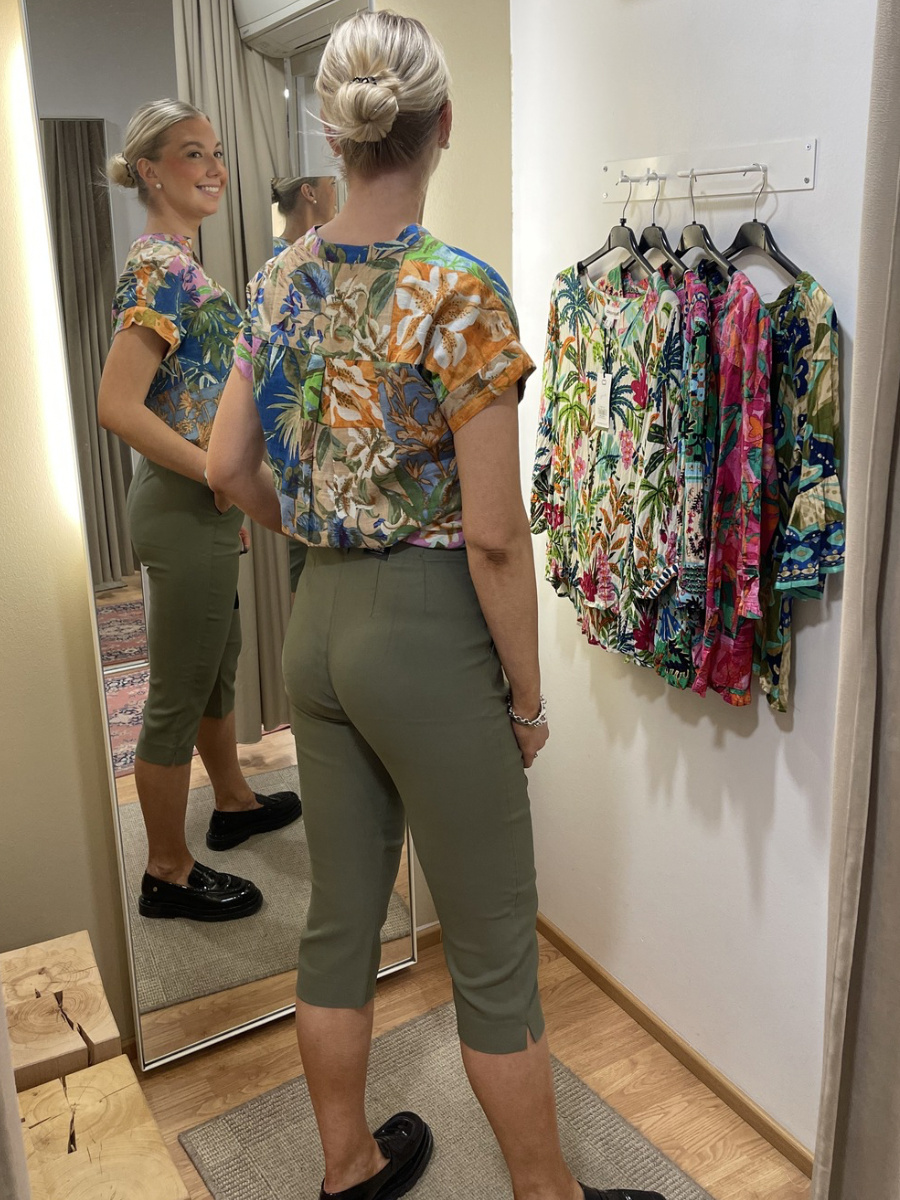 Laurie Taylor Regular Capri 100565
