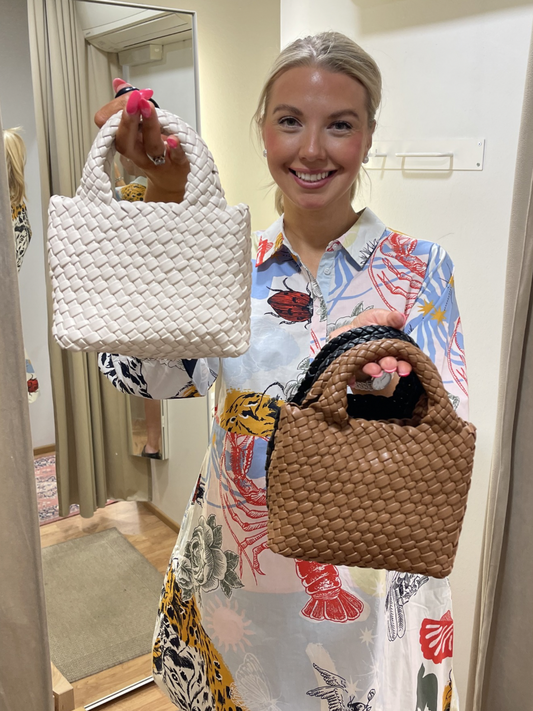 Aura laukku, eri värejä