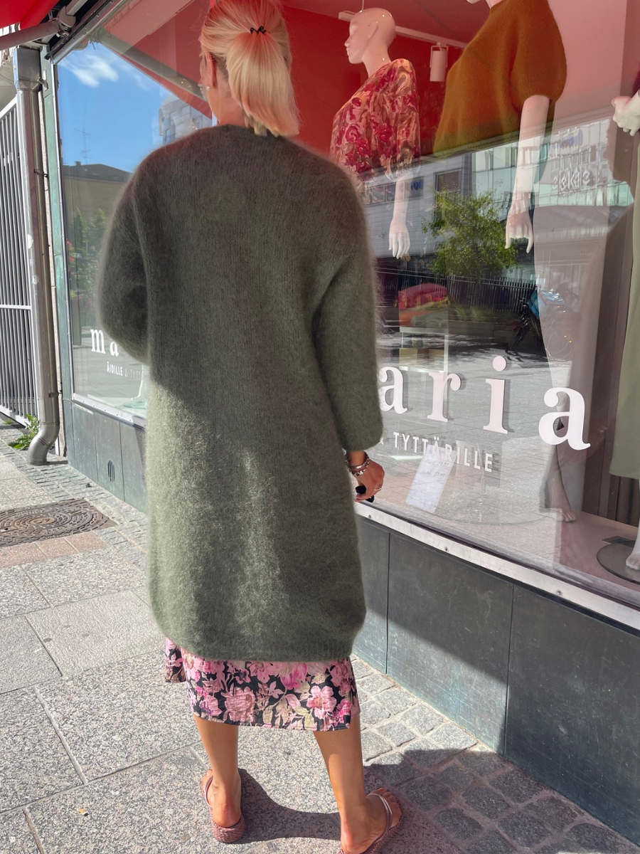 Armi pitkä mohairneuletakki, eri värejä