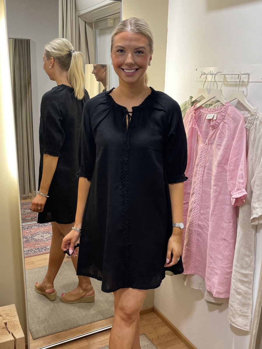 Cream Bellis Lace pellavamekko , eri värejä