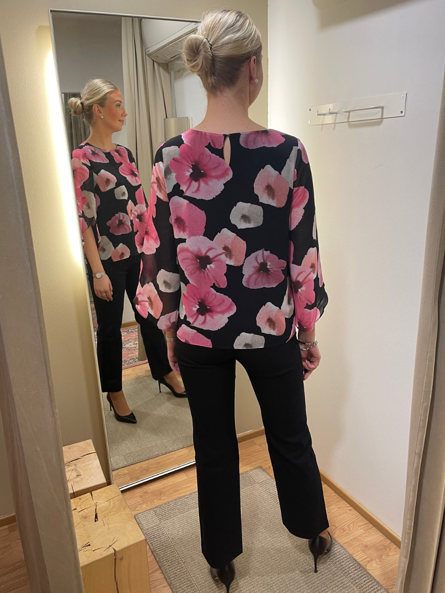 STI Karly -pusero, Pink Meadow ja Soft Sage