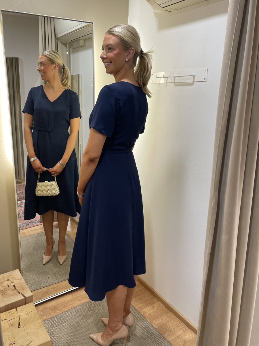 Eleria Cortes mekko 126661, vaaleanpunainen ja tummansininen