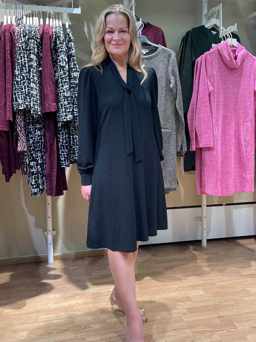 Esqualo mekko, musta lurex