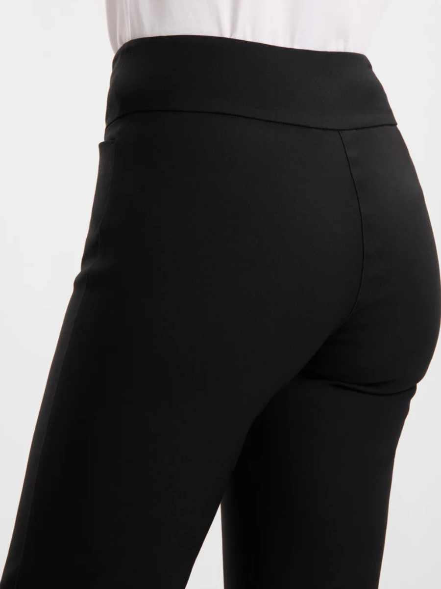 Laurie Thea Straight 101131 housut, musta ja hiekka