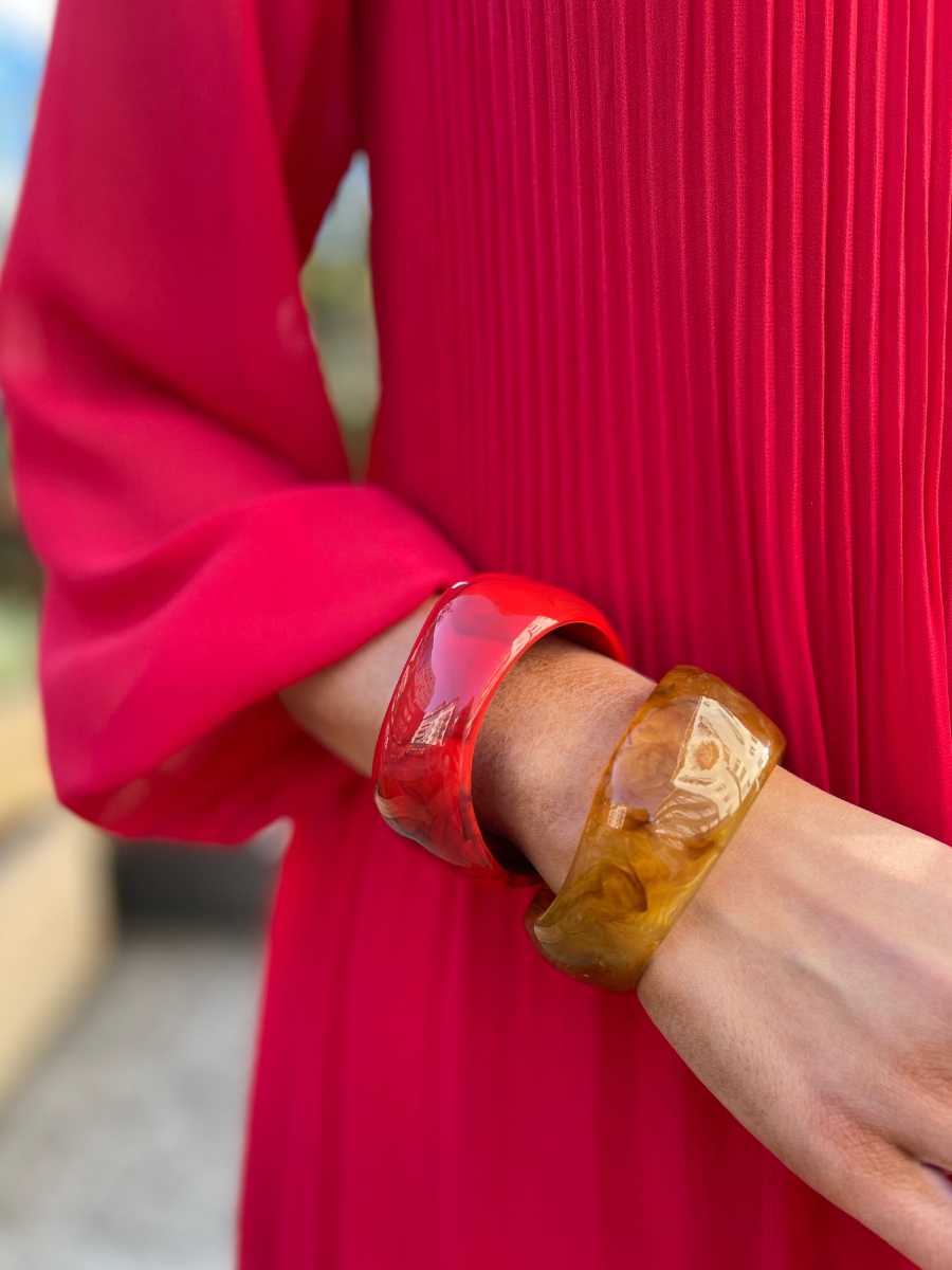 STI Kandriina mekko, musta ja punainen